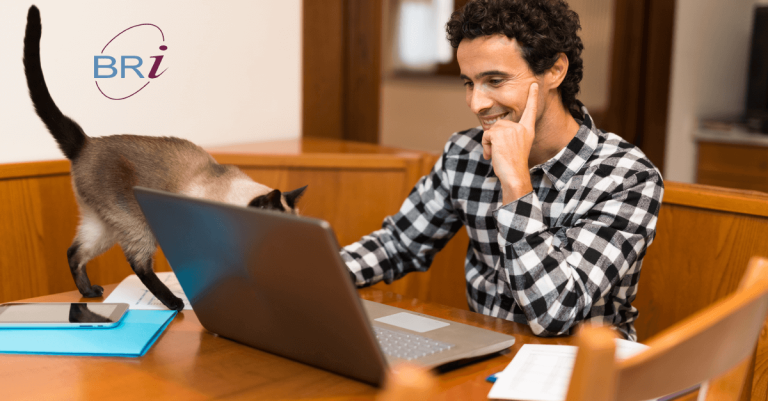 Commuting changes on the horizon